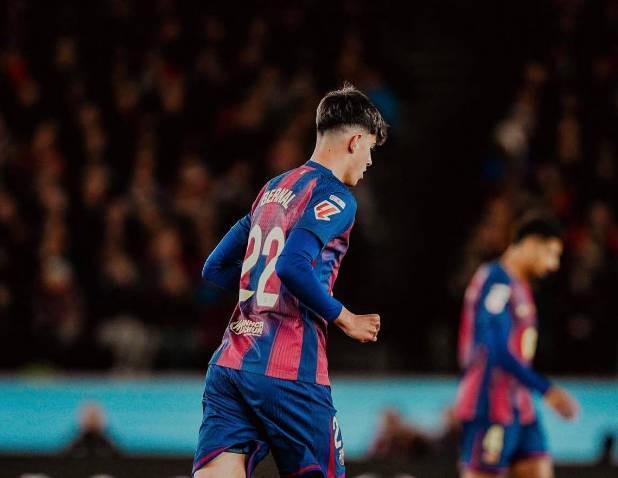 每体:巴萨冬窗可能外租贝尔纳尔让他获得时间,赫罗纳最积极